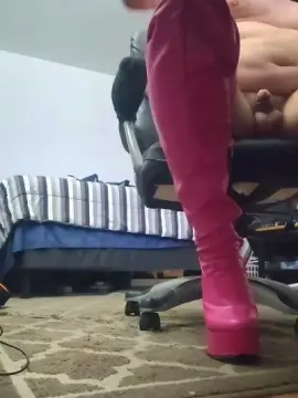 Cam4 Watch Live Sex Cams of trans204