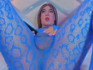 Cam4 Free Porn Cam of Cami_rouxx