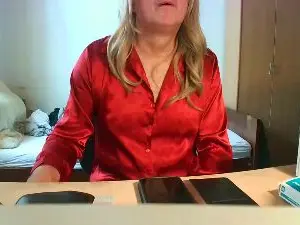 Cam4 Live Sex Cam of ShinyLarissa