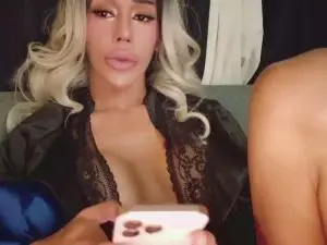 Cam4 Watch Live Sex Cams of SweetestCandice