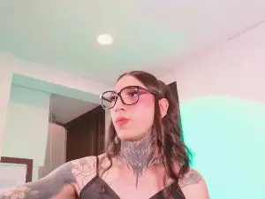 Cam4 Private Sex Chat of JulianaJuliana