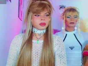 Cam4 Watch Live Sex Cams of leslychaneldoll