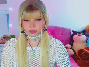 Cam4 Best Webcam of leslychaneldoll