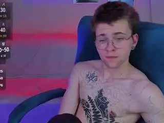 Camsoda Nude Webcam of tomasnorton