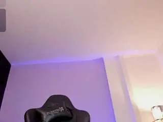 Camsoda Free Porn Cam of sharkottetorres