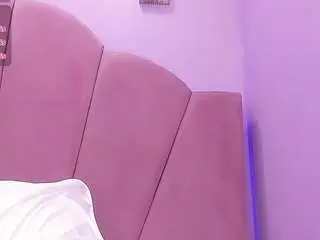 Camsoda Adult Webcams of valeriaaguilar