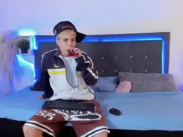 Chaturbate Watch Live Sex Cams of ale_cruzz