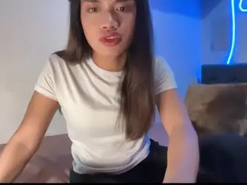 Chaturbate Live Sex Cam of redgurlycoxx