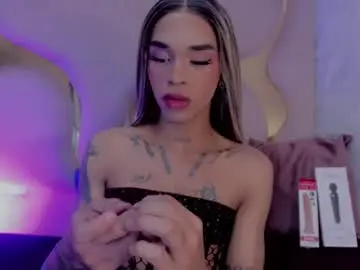Chaturbate Live Sex Cam of kloe_hh