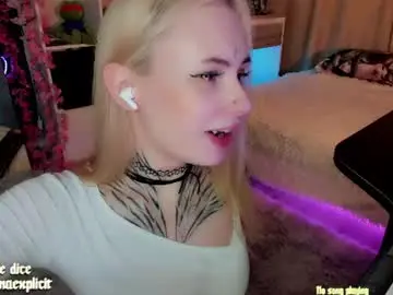 Chaturbate Nude Webcam of snake_bites