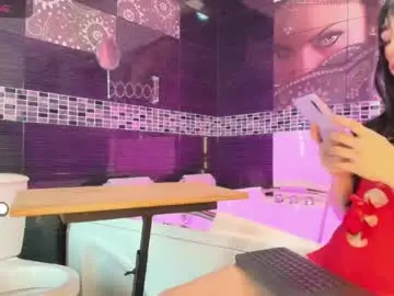 Chaturbate Watch Live Sex Cams of small_hot19