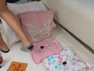 Chaturbate Live Porn of mia_rossi_7
