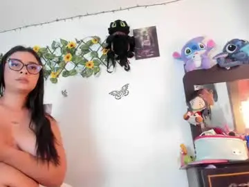 Chaturbate Adult Video Chat of mensia_hernandez