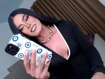 Chaturbate Live Sex Cam of urnauthy_ciliaxxx
