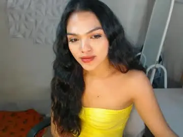 Chaturbate Live Sex Cam of servicedoll18