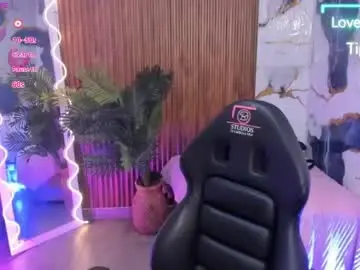 Chaturbate Sex Chat of samcielo_tay
