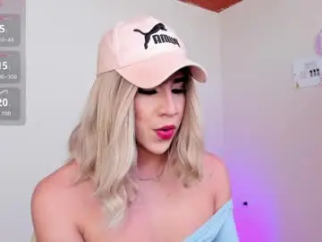Chaturbate Nude Webcam of alonehazel