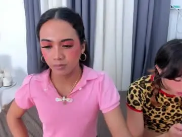 Chaturbate Live Sex of hugecock_pretty123