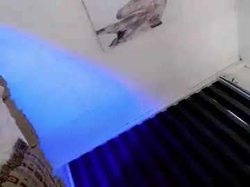 Chaturbate Sex Chat of its_me_luna1111