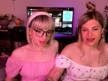 Chaturbate Live Sex Cam of trans_cherries