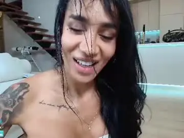 Chaturbate Watch Live Sex Cams of sweetlaurasaenz