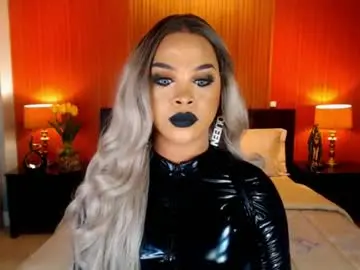 Chaturbate Free Live Porn of urmajestytyra