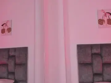 Chaturbate Watch Live Sex Cams of isabella_moon9