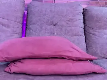 Chaturbate Watch Live Sex Cams of nahomy_james25