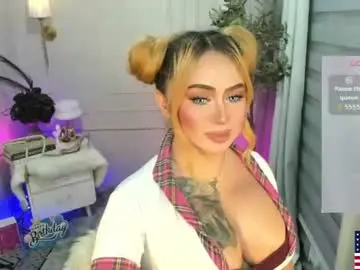 Chaturbate Live Porn of barbietop_alexa69