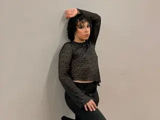 Streamate Nude Webcam of Angelcherrie