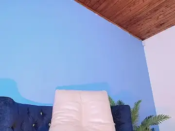 Stripchat Sex Cam of sally_hot18