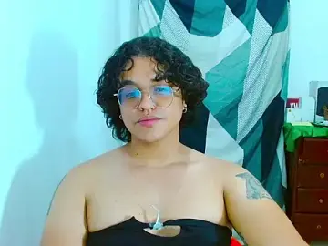 Stripchat Sex Cam of Diane_exotic