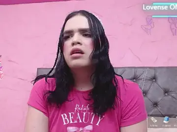 Stripchat Adult Webcams of Pearl_Michelts
