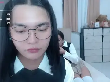 Stripchat Free Porn Cam of zhaviahale21