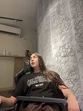 Stripchat Best live sex cam show of saracaball_