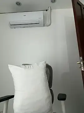 Stripchat Free Live Porn of tsvivianaxxxxxxxx
