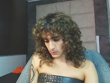 Stripchat Adult Webcam of Divine_____