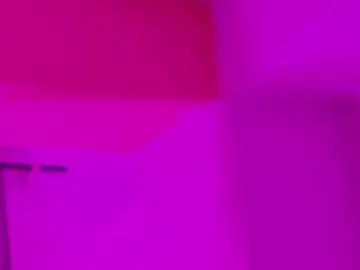 Stripchat Sex Cam of SkylerBennet