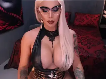 Stripchat Nude Webcam of DominatrixMistressSilva
