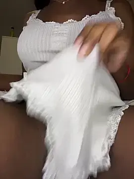 Stripchat Free Live Porn of Sweets_Keylin18