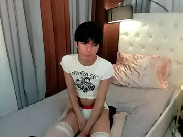 Stripchat Free Live Porn of urtwinkbrixz