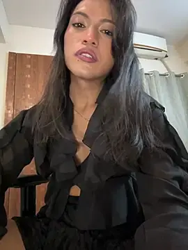 Stripchat Watch Live Sex Cams of DarlingJenny22