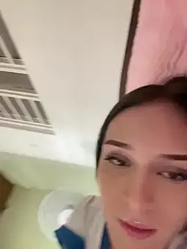 Stripchat Sex Cam of Baby_luxury