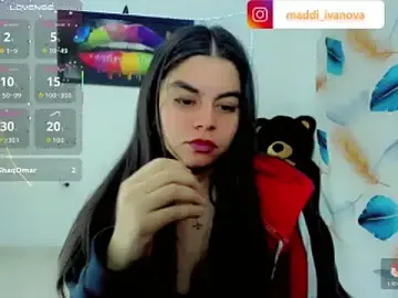 Stripchat Live Sex Cam of maddison_ivannova