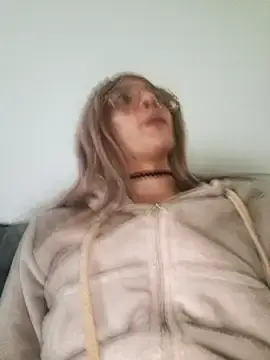 Stripchat Free Porn Cam of allison_pearzon