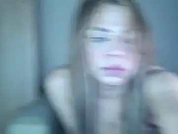 Stripchat Live Sex of Kitten_Moon-TS