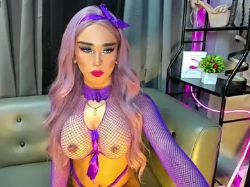 Stripchat Watch Live Sex Cams of 11InchsSexyEllaine_xx