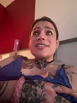 Stripchat Best Webcam of UrHellBri-L