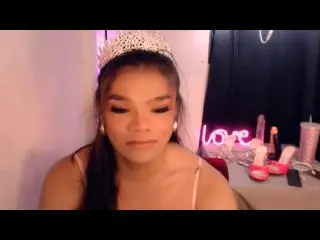 Xlovecam Live Sex Cam of EsaMarie