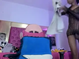 Xlovecam Live Sex of SofiaPervertHots